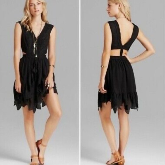 Free People Honeysuckle Rose Cut-Out Mini Dress Black Womems Size 6 **NWT** - Picture 2 of 8